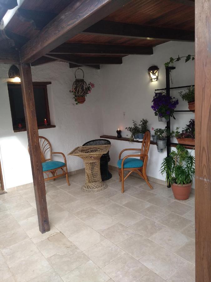 El Patio Andalu Bed & Breakfast Ardales Exterior photo